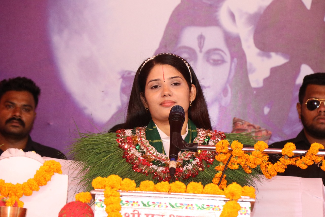 श्री गण्डकी कोटिहोम महायज्ञमा भोलि देवी प्रतिभा जी को स्वागत अनुराधा पाण्डेयको विदाई